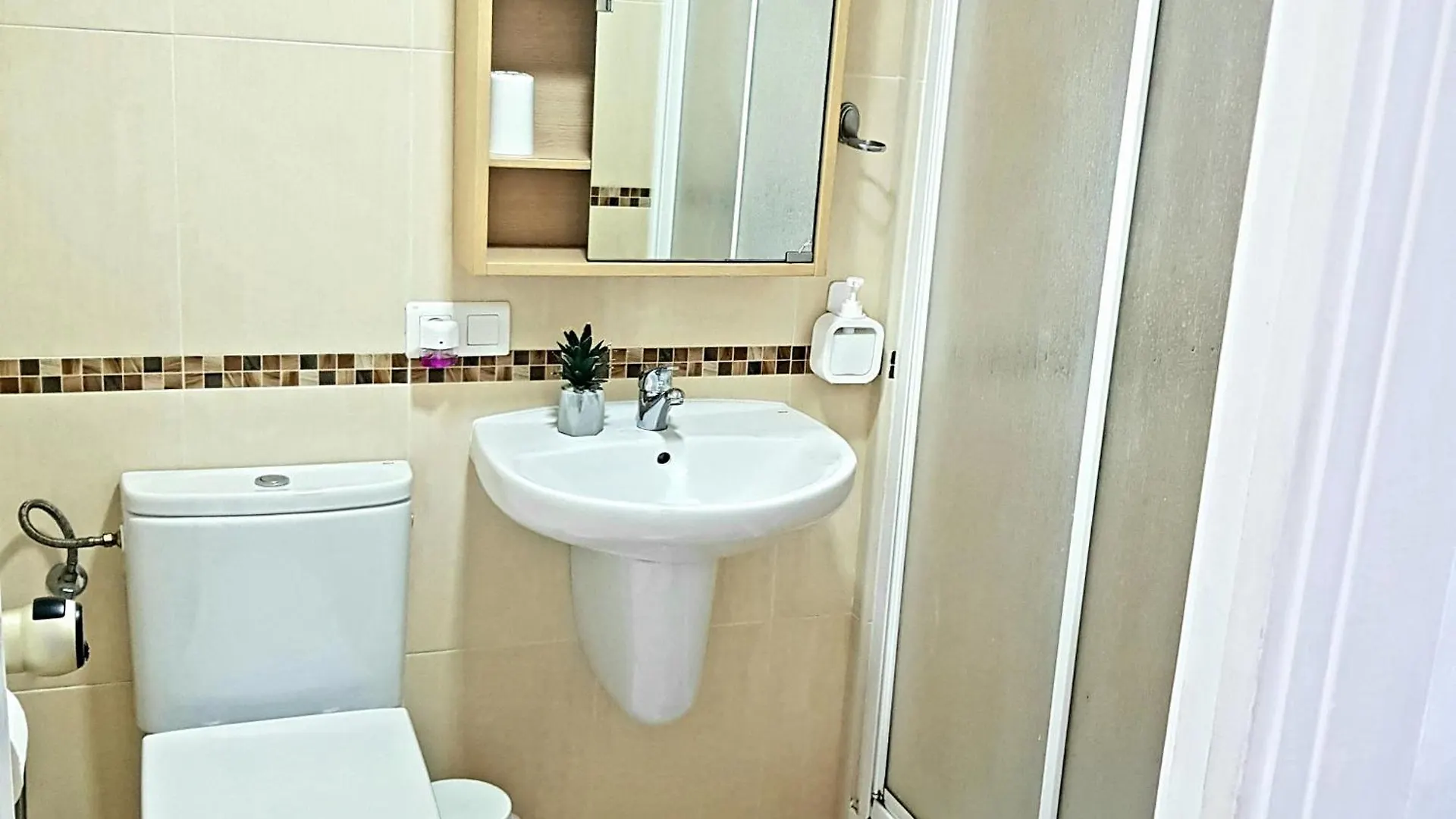 Apartment Appartment Totally Upgraded At Benal Beach Benalmadena